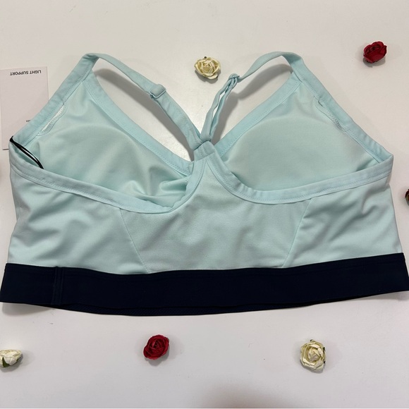 CCO Nike Blue and Black Racerback Light Support Sports Bra 1X NWT - Picture 3 of 4